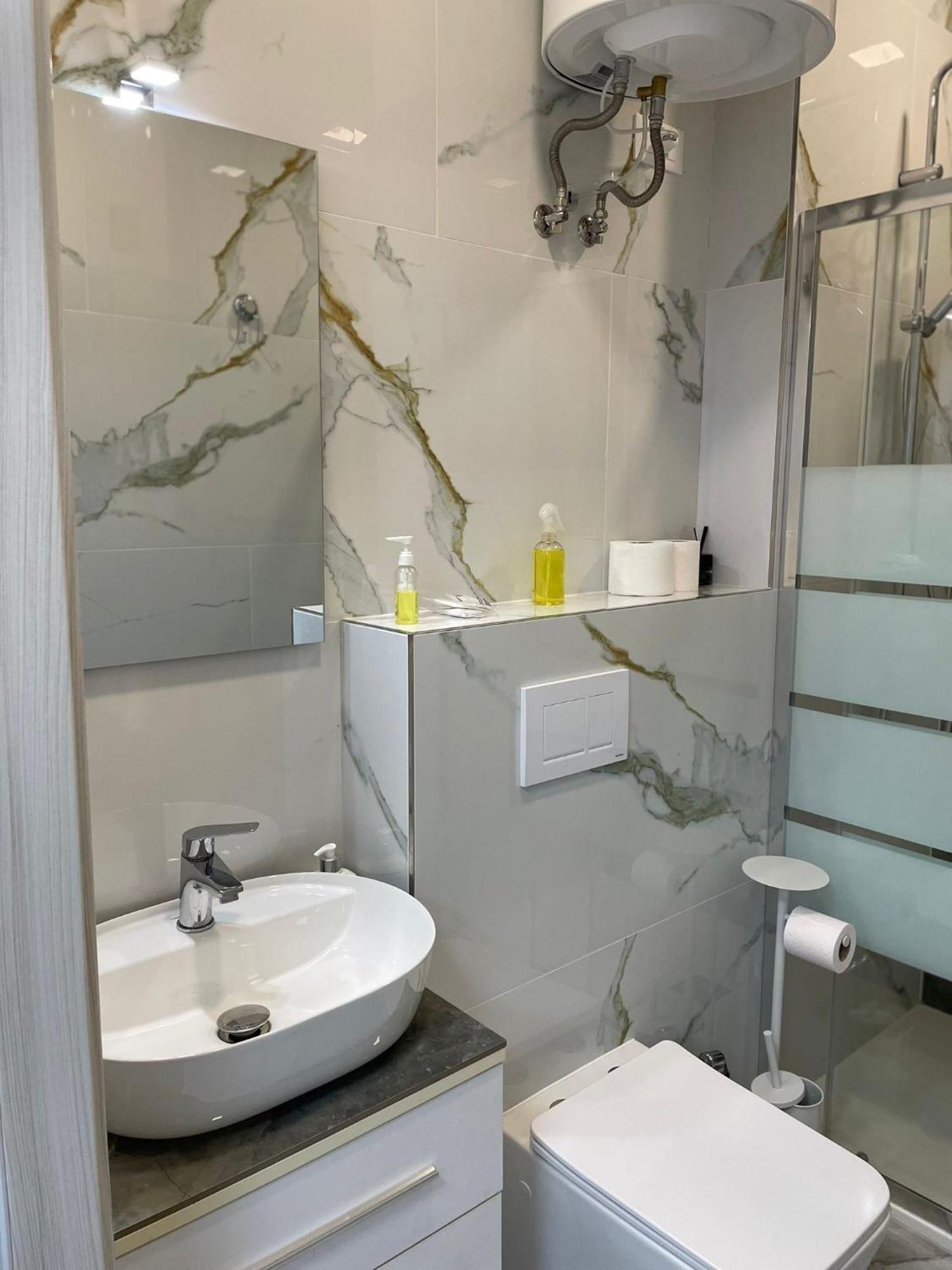 Loft Office 17 Hotel Castel Maggiore Exterior photo